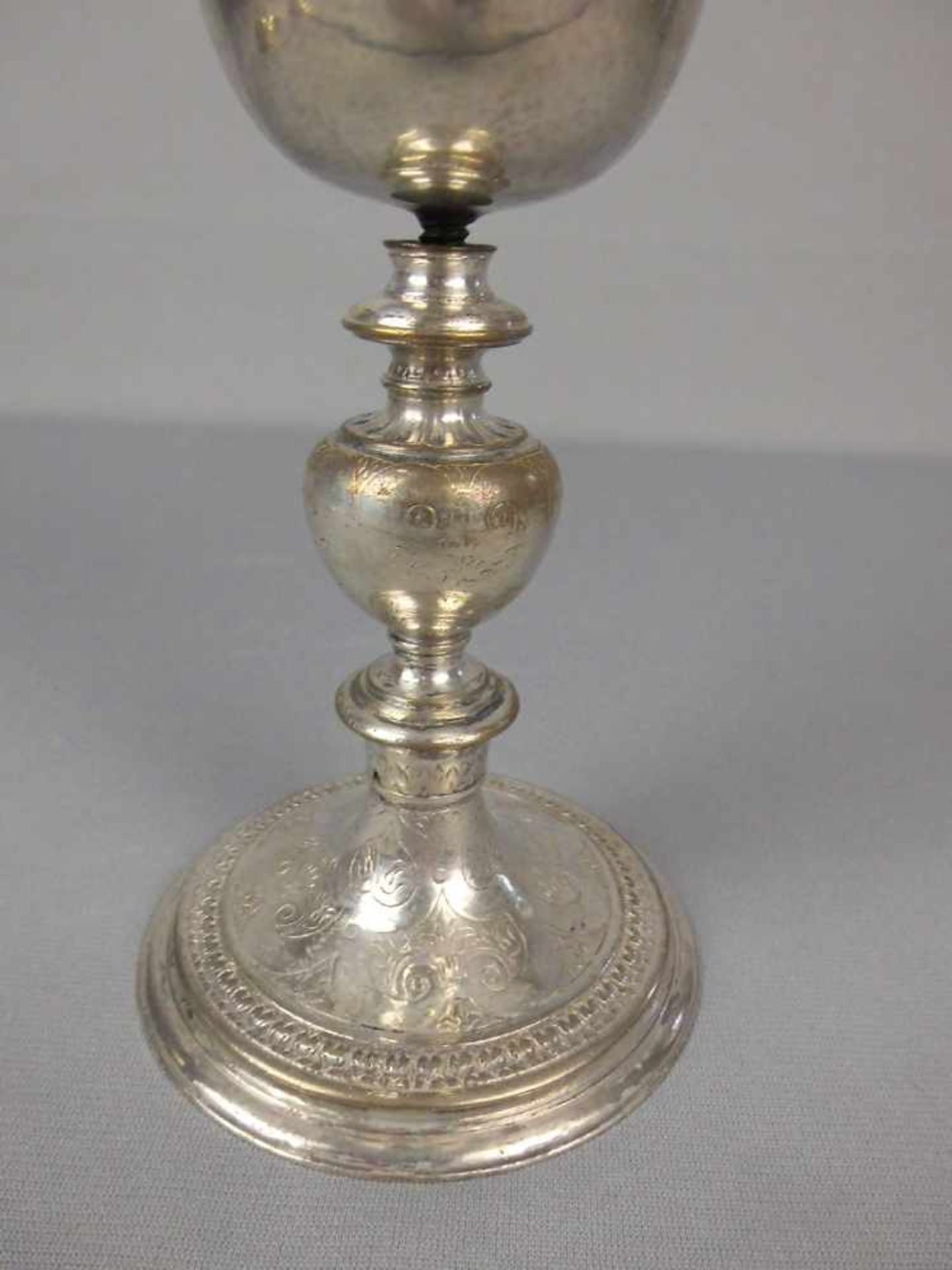 BAROCKES ZIBORIUM von 1647 / MESSKELCH / ABENDMAHLSKELCH / silver chalice, Silber (430 g), auf der - Bild 5 aus 8