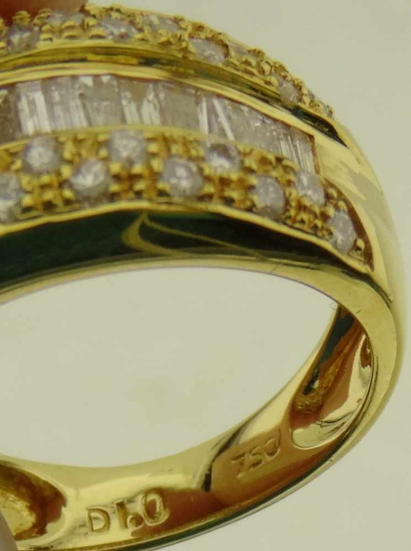 Damenring 750 Gold Brillant / Diamanten sehr schöner Brillant / Diamantring in 750 Gold 18k, - Bild 4 aus 4