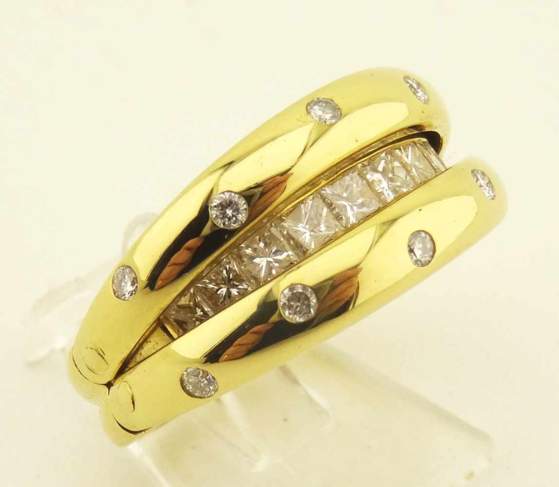 Damenring 750 Gold versteckte Diamanten ausgefallener Damenring in 750 Gold mit Prinzess Diamanten - Bild 4 aus 5