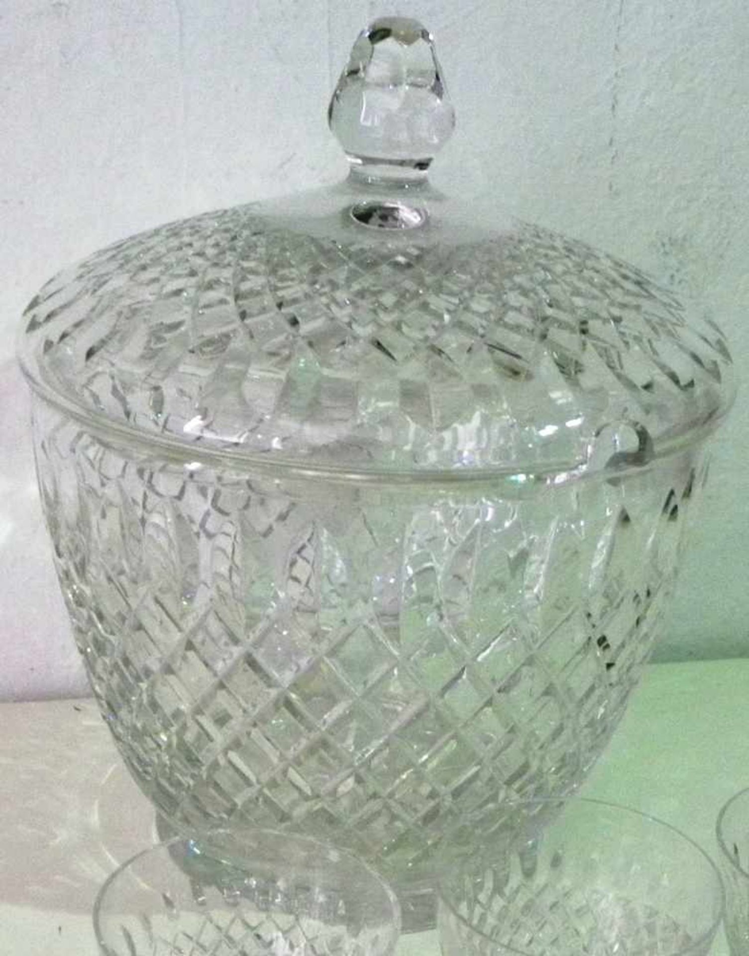 Bowle mit Gläsern Glas, um 1970, Bowlegefäß und 6 Gläser - Bild 2 aus 2