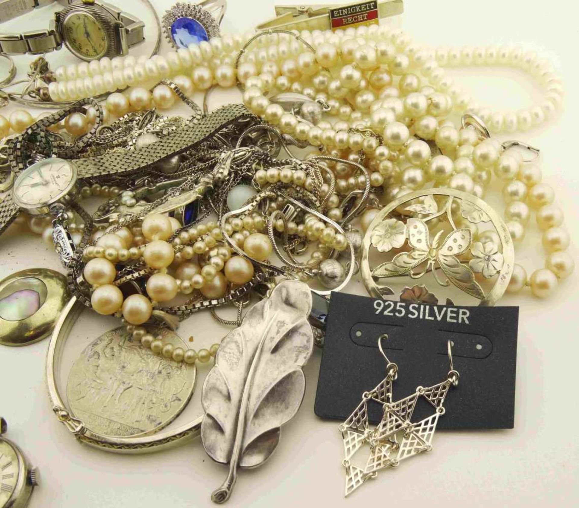 Konvolut Silber und Perlschmuck Süßwasserperlen, Silber Ketten, Ohrringe, auch Uhren wie Junghans, - Bild 4 aus 5