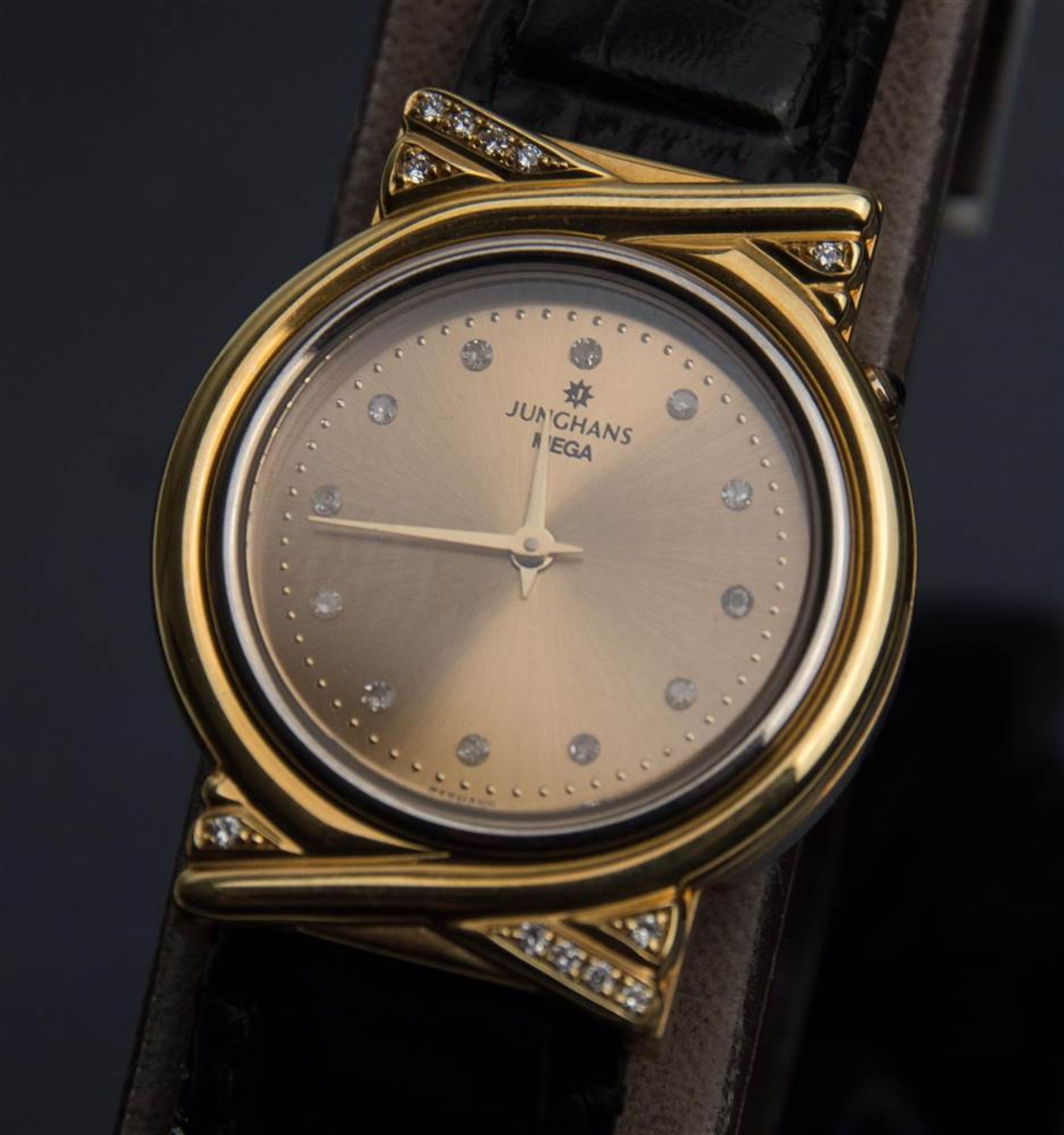 LADIES WRISTWATCH, JUNGHANS, "Mega", 18K gold with 12 Brilliants, Quartz, Edition 1811 leather strap - Bild 3 aus 9