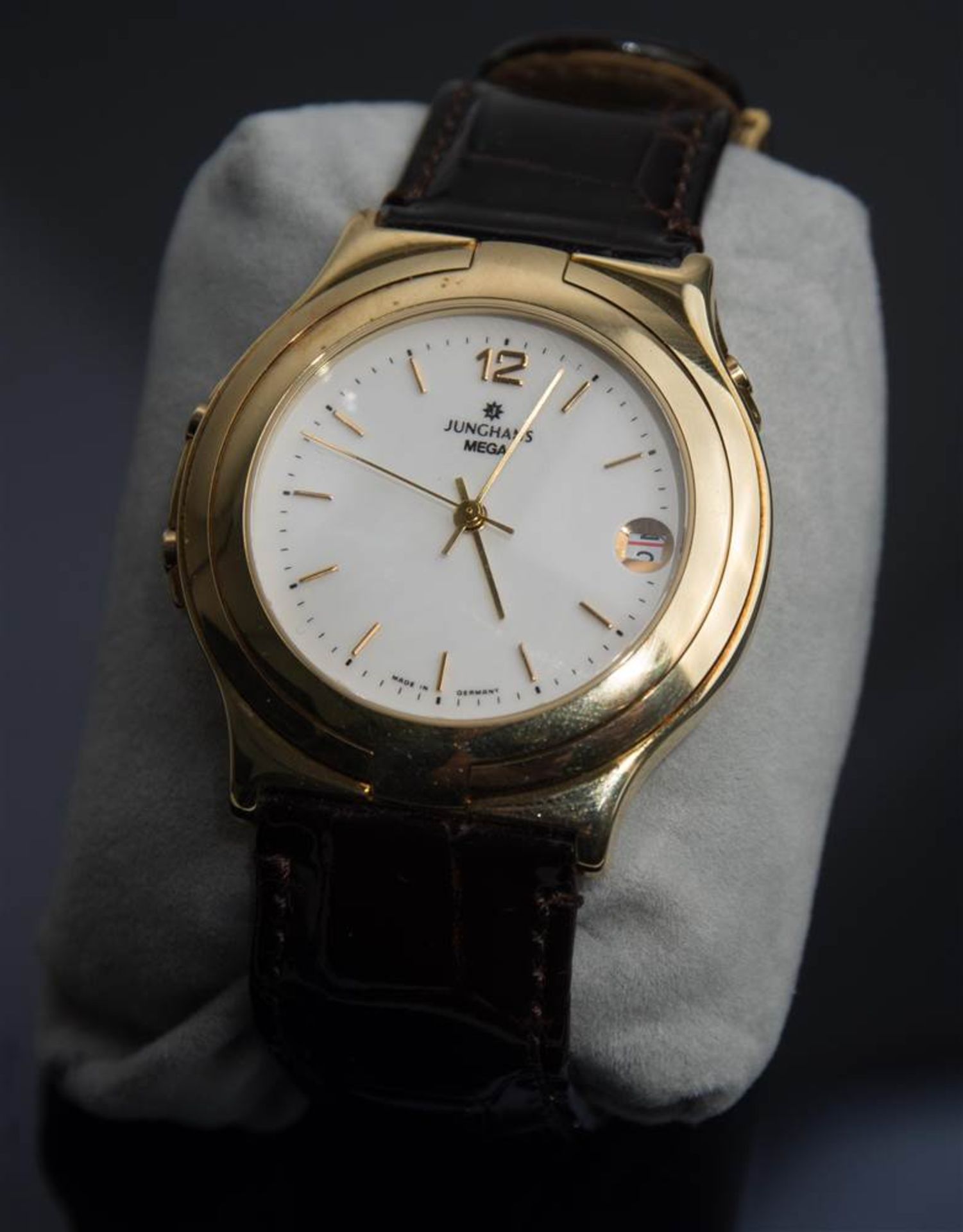 MEN'S WRISTWATCH, JUNGHANS, "Mega", 14K gold, radio controlled, edition no. 1744 14K gold Junghans