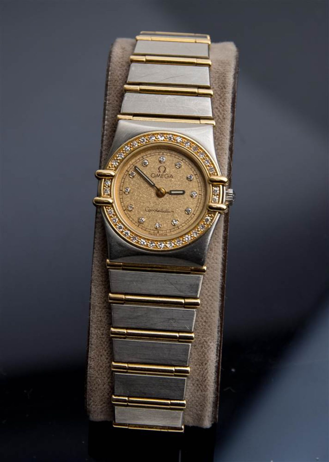 OMEGA. Constellation Wristwatch, Ladies. Type: Quartz Caliber Nr.: ETA 976001 Material: Stainless