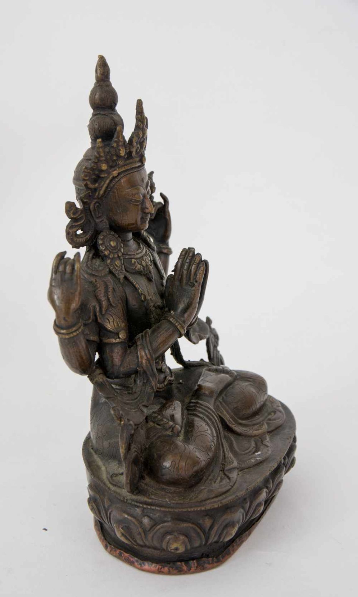 AVALOKITESVARA BODHISATTVA, Bronze, Tibet/Nepal 20. Jahrhundert Eine Avalokitesvara Bodhisattva - Bild 2 aus 5