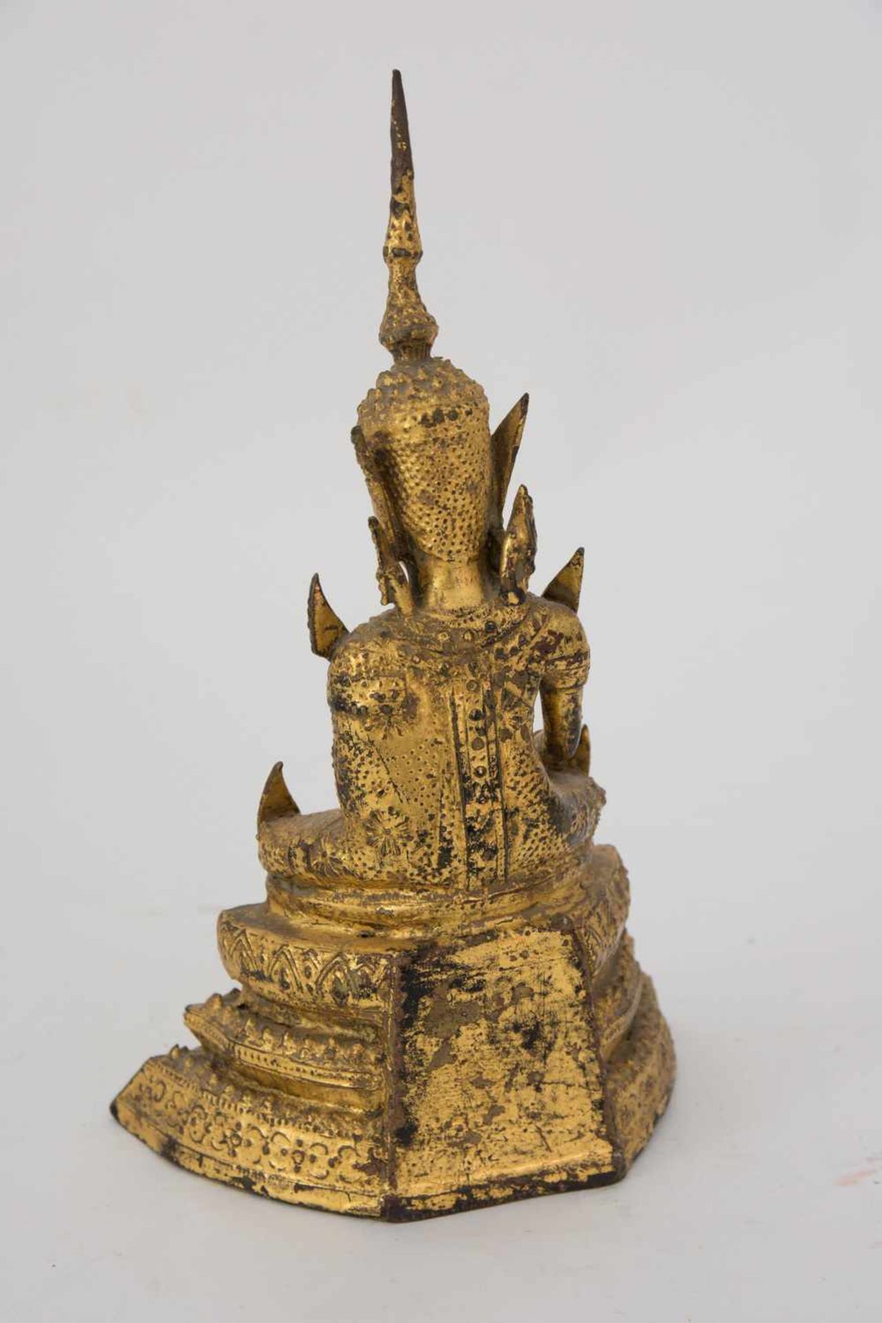 FIREGILT BRONZE BUDDHA SCULPTURE, probably Thailand A firegilt bronze Buddha sculpture probably - Image 3 of 5