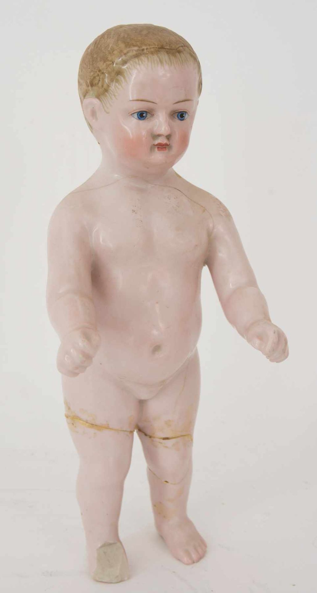 ANTIQUE PORCELAIN FIGURE Beschreibung Antique porcelain figure modelled as a baby, 12 x 28 cm. - Image 2 of 7