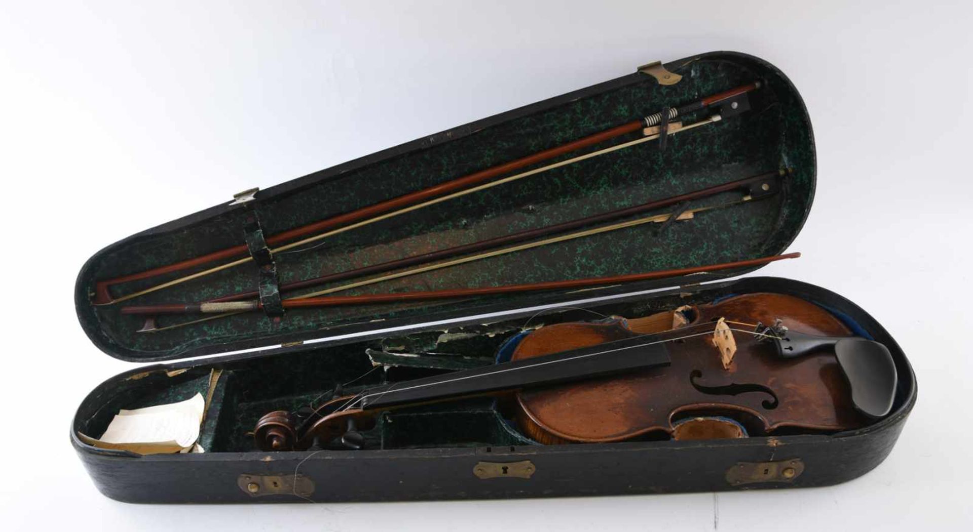 FRANCESCO RUGGERI. Nach. Geige mit Bogen und Kasten,Modell von 1676, um 1900 Wohl um 1900 - Bild 8 aus 9
