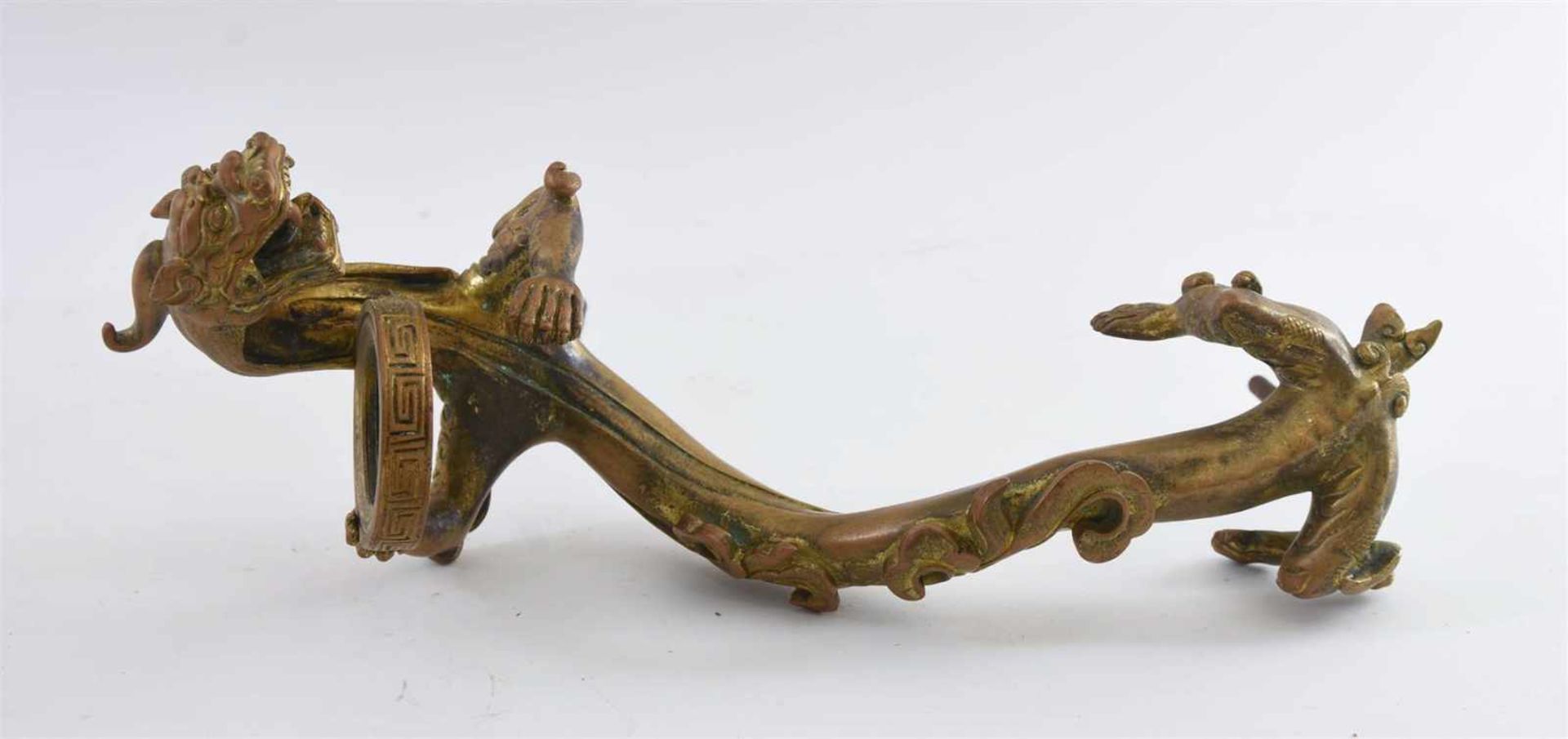 TÜRGRIFF "DRACHE", Messing, China frühes 20. Jahrhundert Bronzefarbener Türgriff in Form eines