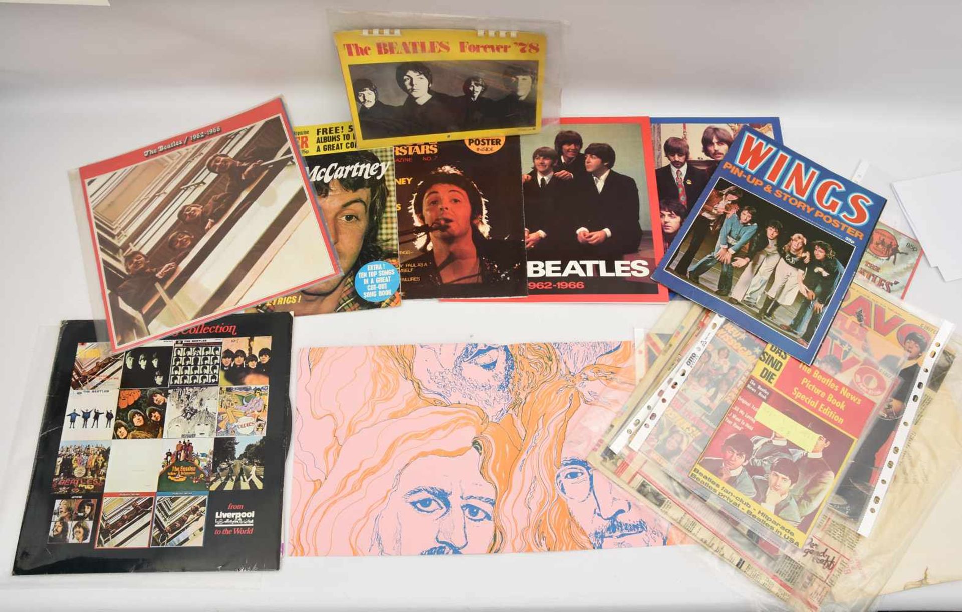 THE BEATLES- BOXSETS/COLLECTIBLES: Fan-Printmedien, Zeitschriften, Sammlerhefte, UK/USA/BRD/Japan, - Bild 2 aus 4