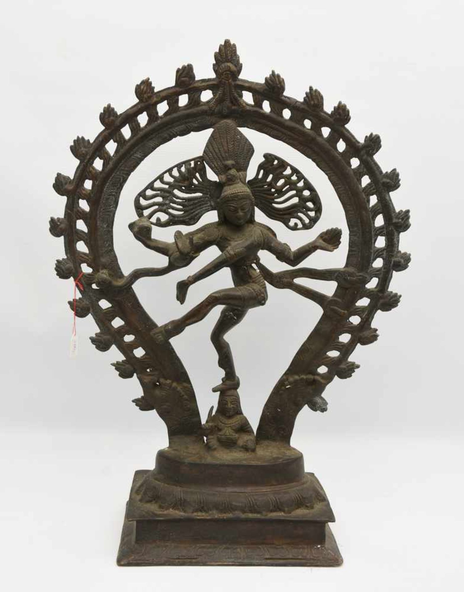 SHIVA, Bronzefigur auf Sockel, ziseliert, Indien 20. Jahrhundert Bronze der tanzenden indischen