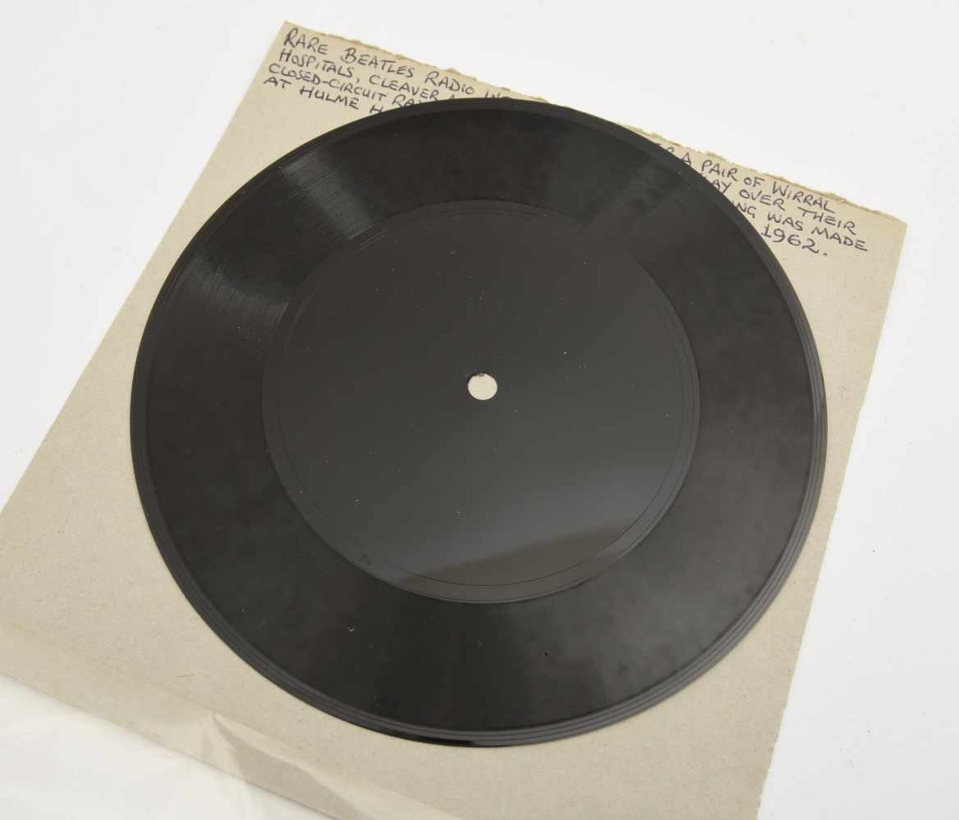 THE BEATLES- RARE INTERVIEW: schwarze Flexi-Disc, UK 1962 Ein im Jahre 1962 aufgenommenes seltenes - Bild 3 aus 3