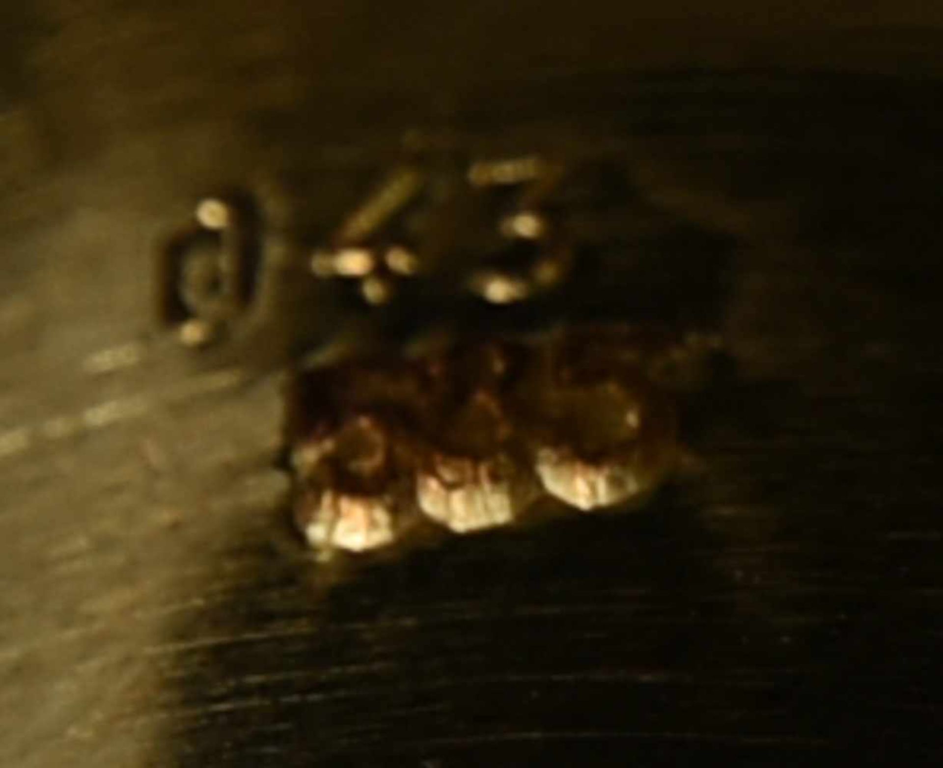BRILLIANT-RING, 585 GG, 20. Jahrhundert Ring aus Gelbgold mit 0,43K Brilliant, Gewicht: 9 g. - Bild 4 aus 6