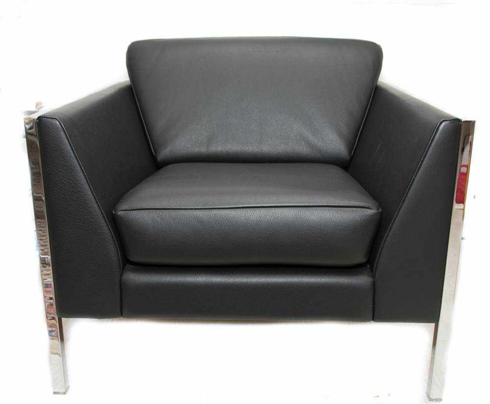DE SEDE. Sessel, schwarzes Leder und Chrom, 21. Jahrhundert Sessel der Firma "de Sede of