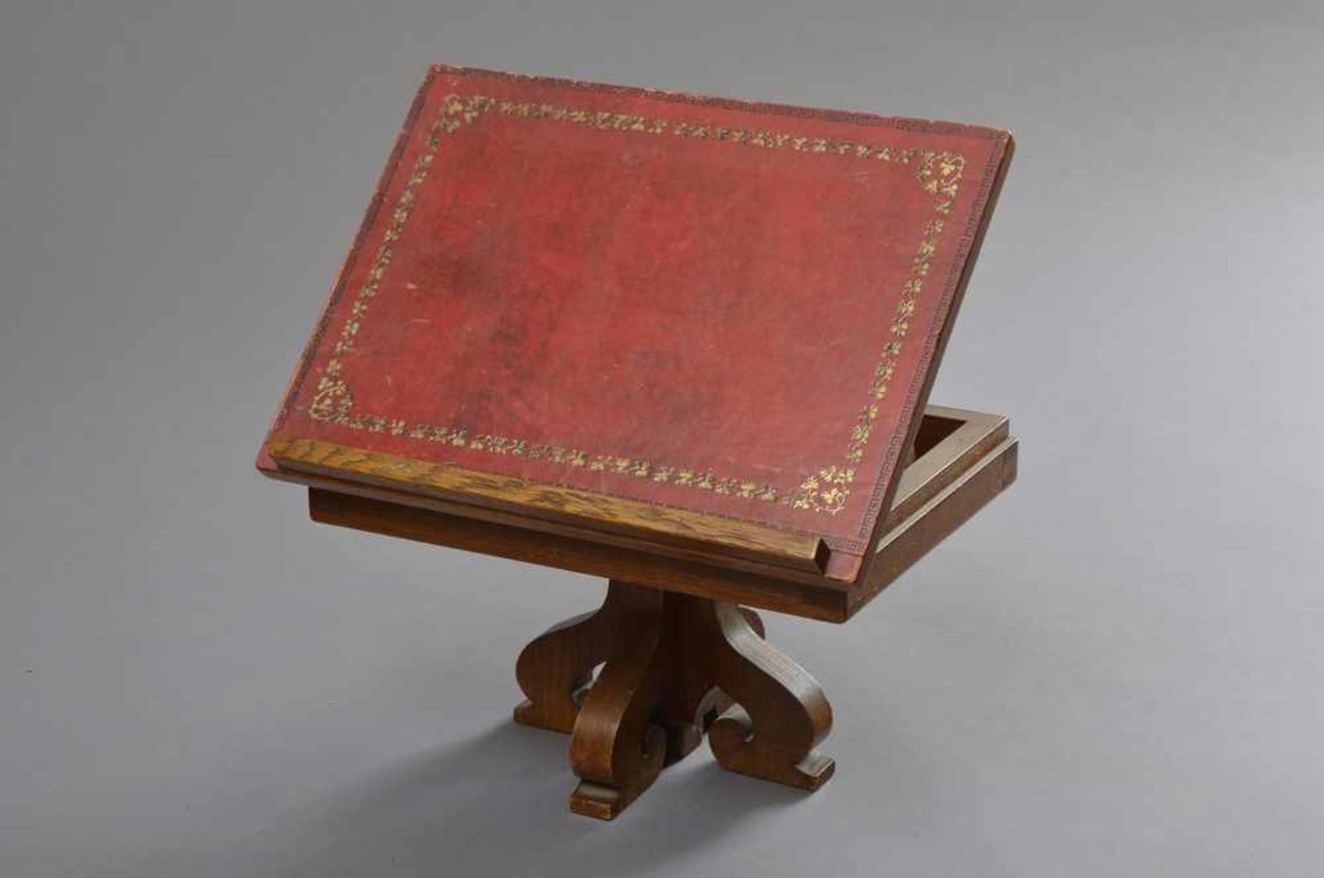 1 Eichen Buchpult mit rotem Leder, geprägt, 25-45cmx40x30cm