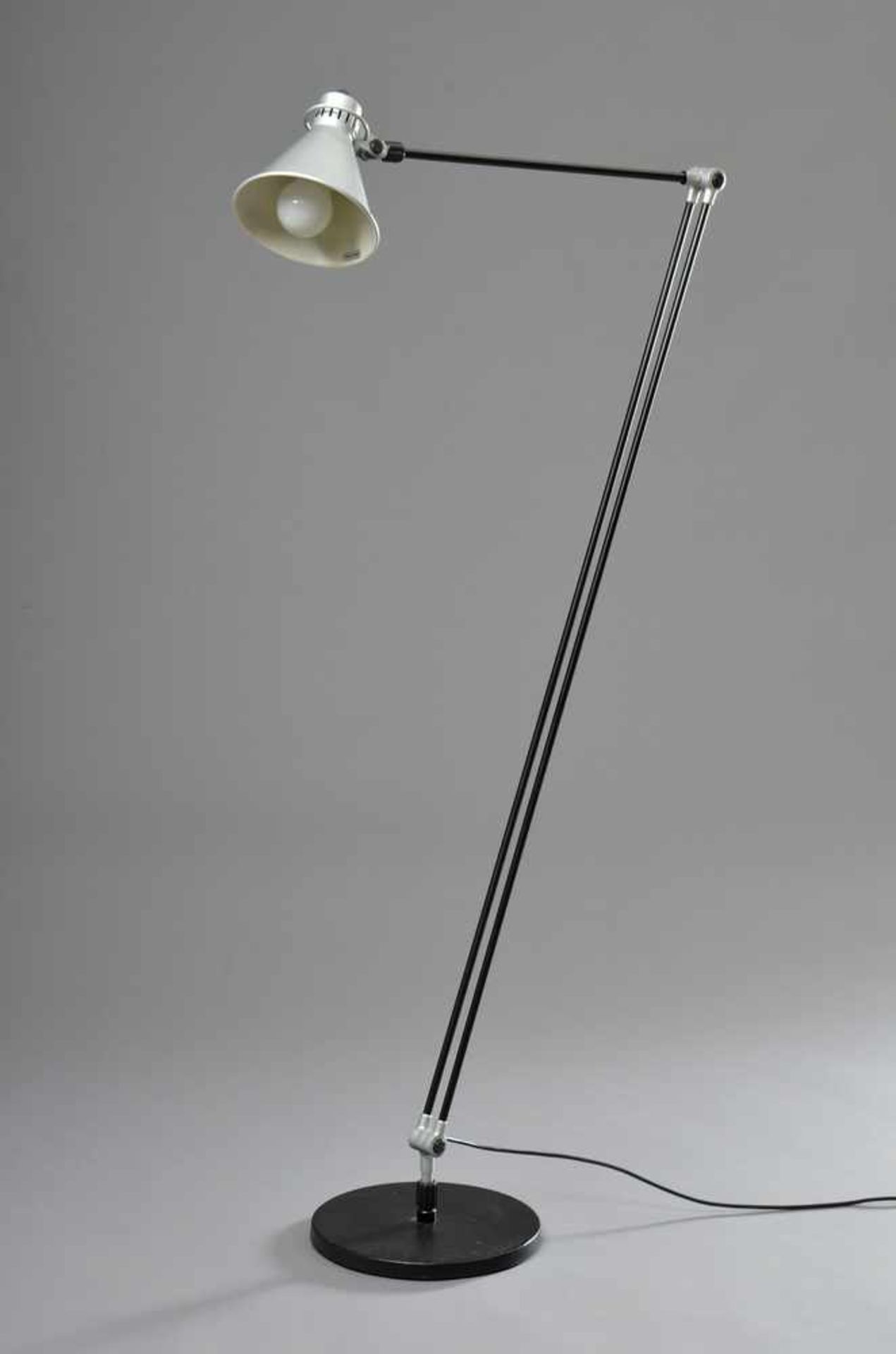 Design Stehlampe, verstellbar, schwarz/Chrom, H. 140-200cm