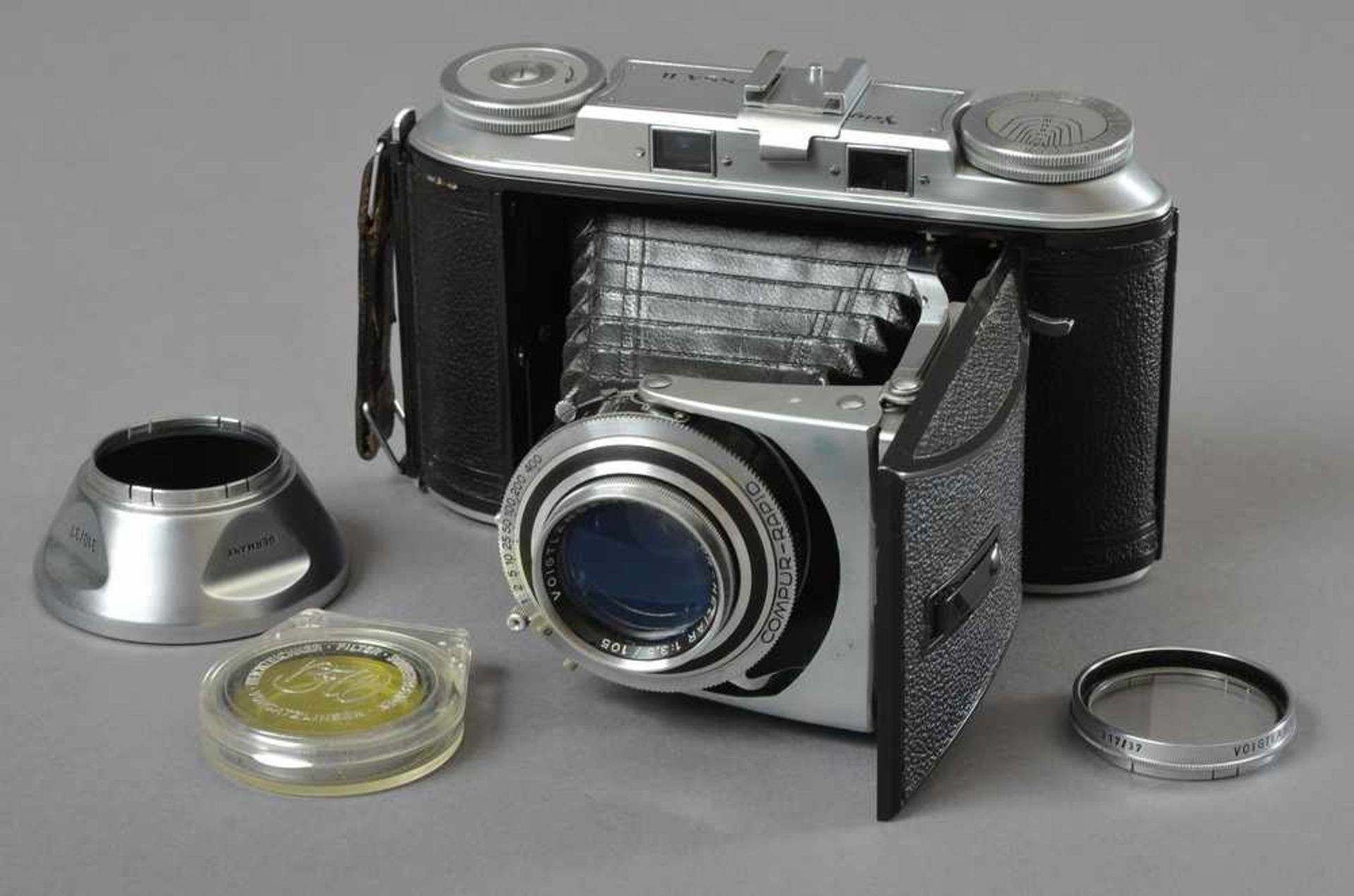 Mittelformatkamera, Voigtländer, Bessa II, um 1950, Format 6 cm x 9 cm, mit Objektiv Voigtländer