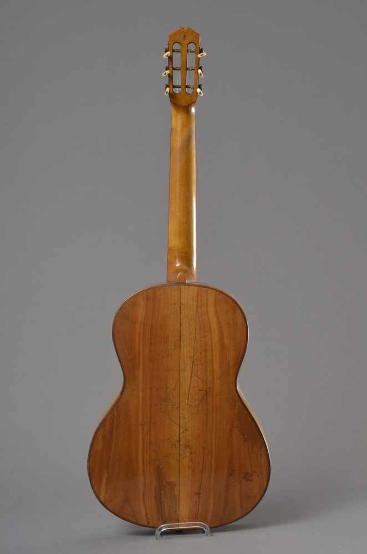 Historische Gitarre, Mensur 62cm, Gesamtlänge 93cm, Saitenhöhe 4mm, ca. 100 Jahre alt, spielbar - Bild 2 aus 8