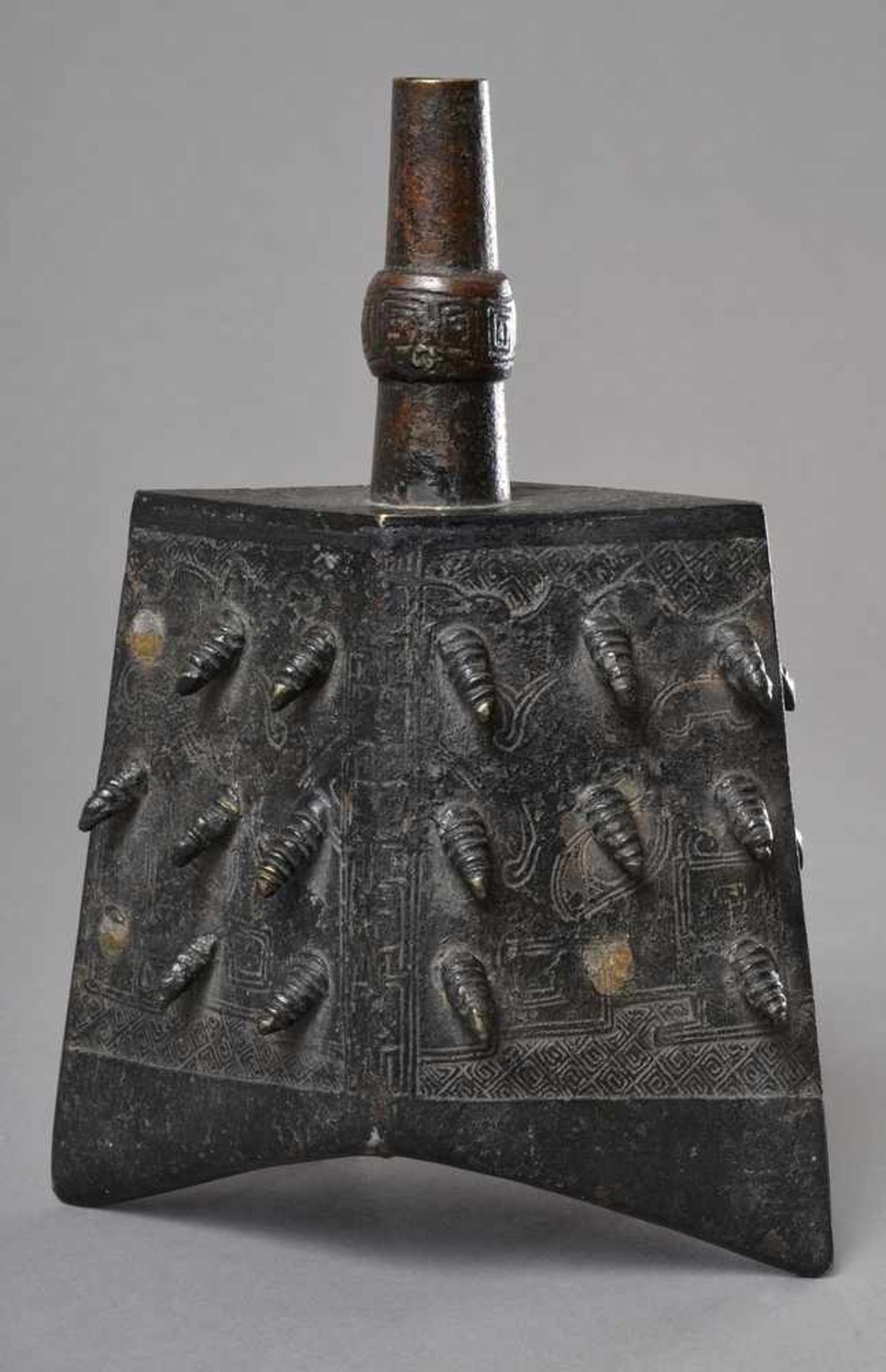 Chinesische Glocke im archaischen Stil "Zhong", 21,5x15cm, def.