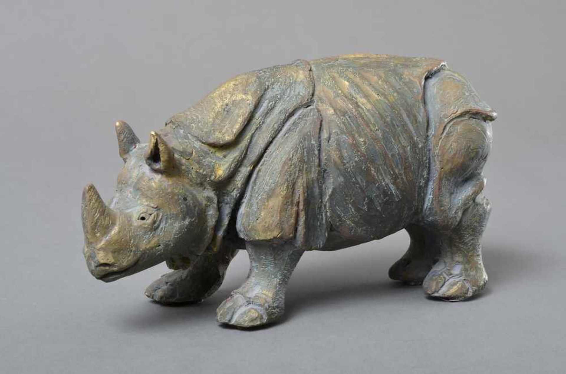 Moderne "Rhinozeros" Skulptur, Ton mit grünlich, goldener Patina, Bauch bez. "H6 WIST", H. 12,5cm,