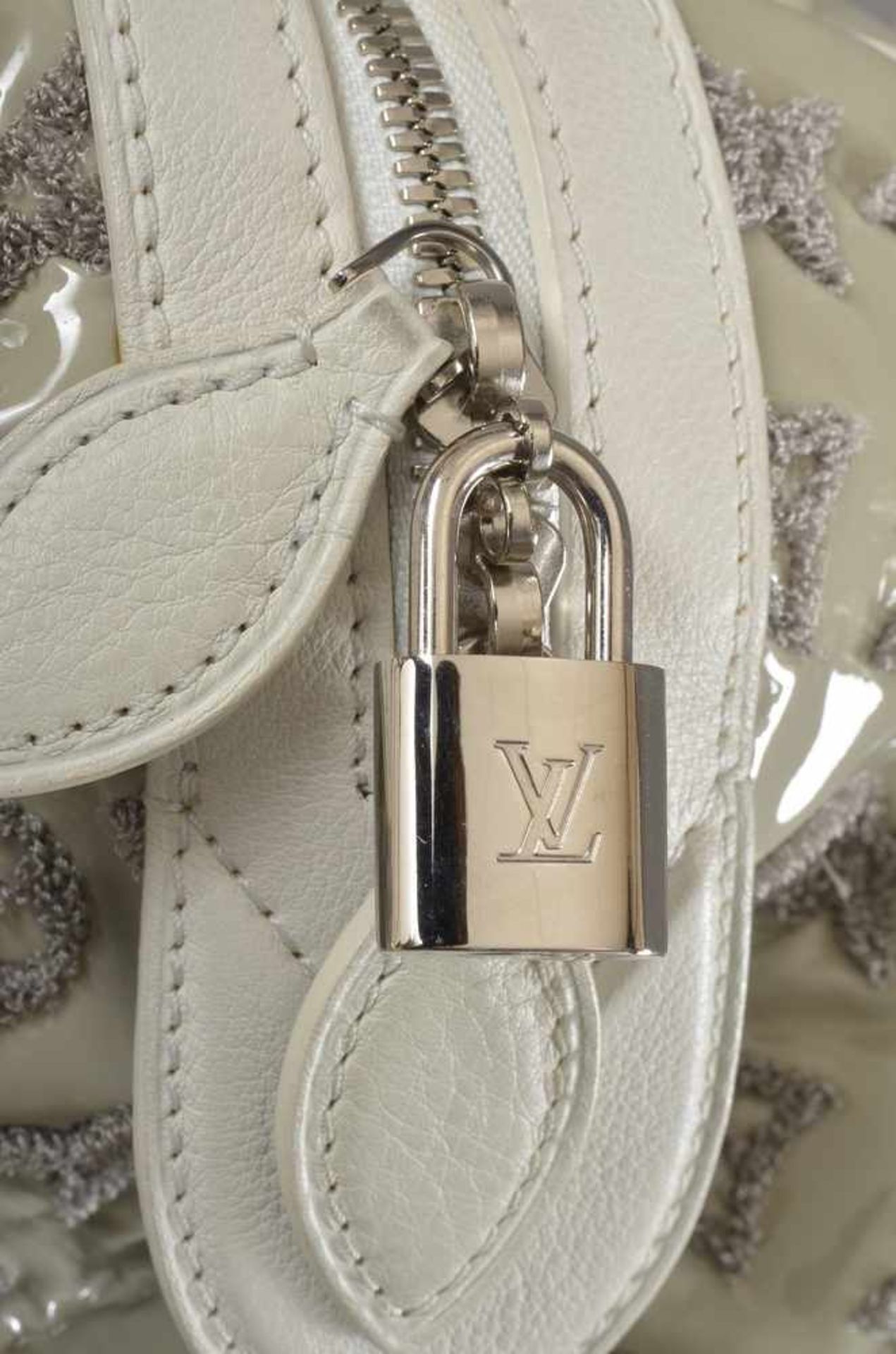Louis Vuitton "Speedy Round" Tasche, Lack mit Stoffmonogramm in Gris Art Deco mit weißem Leder, LV - Image 2 of 3