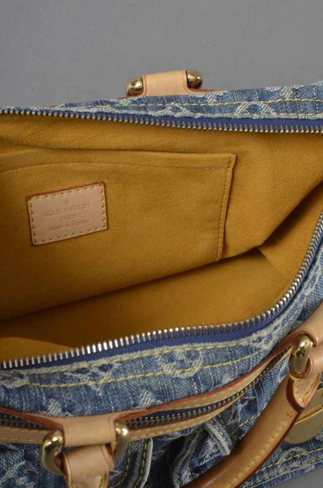 Louis Vuitton "Neo Speedy Denim" Tasche mit goldfarbenen Messingbeschlägen, Nr. SP 0036, 16x31x15cm - Image 2 of 2