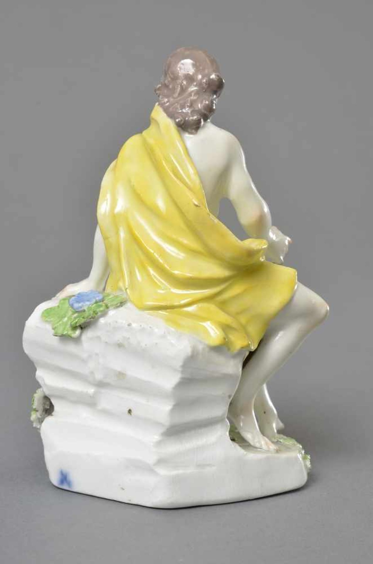 Frühe Meissen Figur "Paris mit dem Apfel" auf naturalistischem Sockel, rücks. Unterglasurblaue - Image 2 of 3
