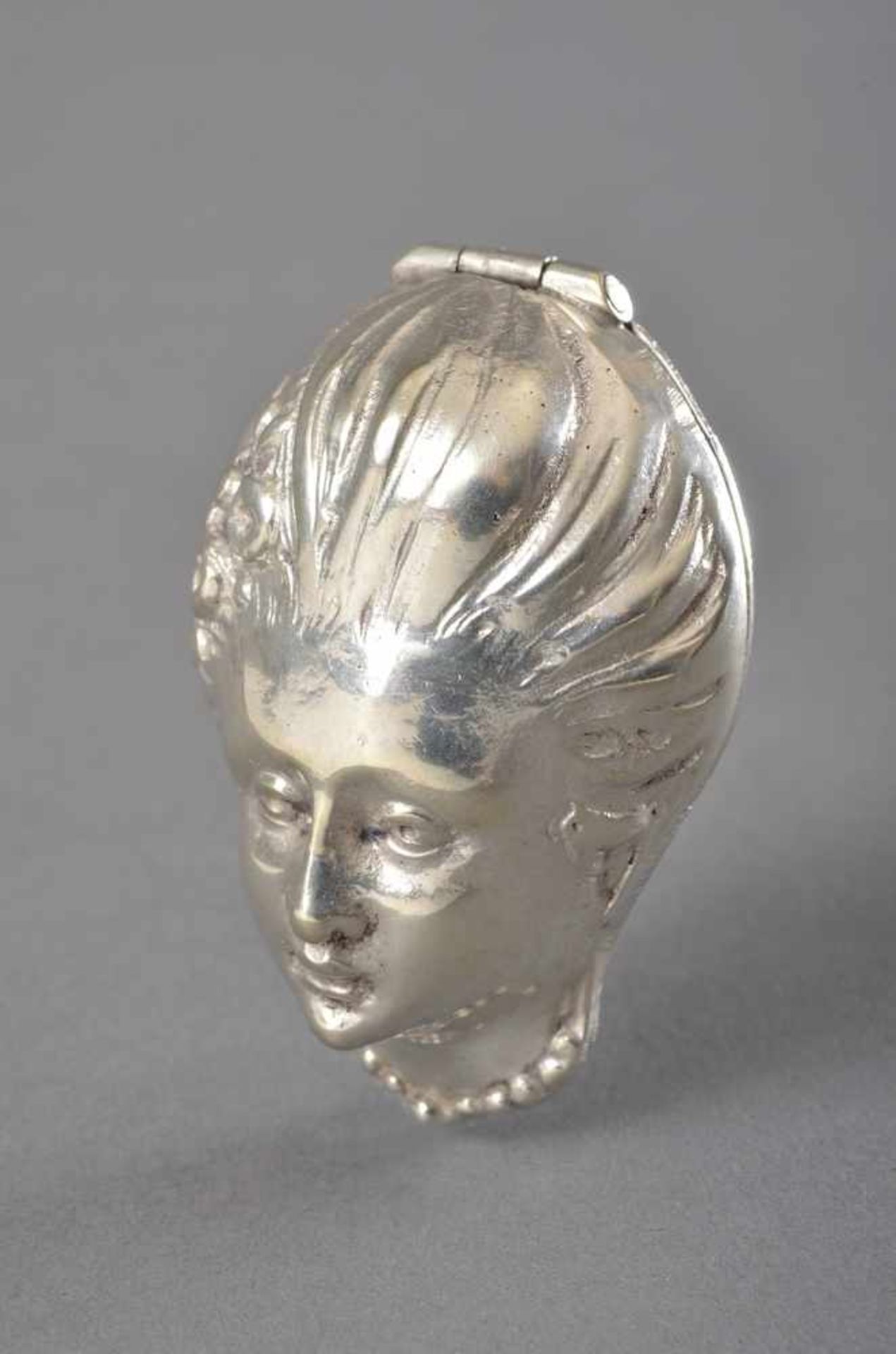 Kleine Dose "Damenkopf", 19.Jh., innen vergoldet, Silber, 29g, 5x3cm - Bild 4 aus 4