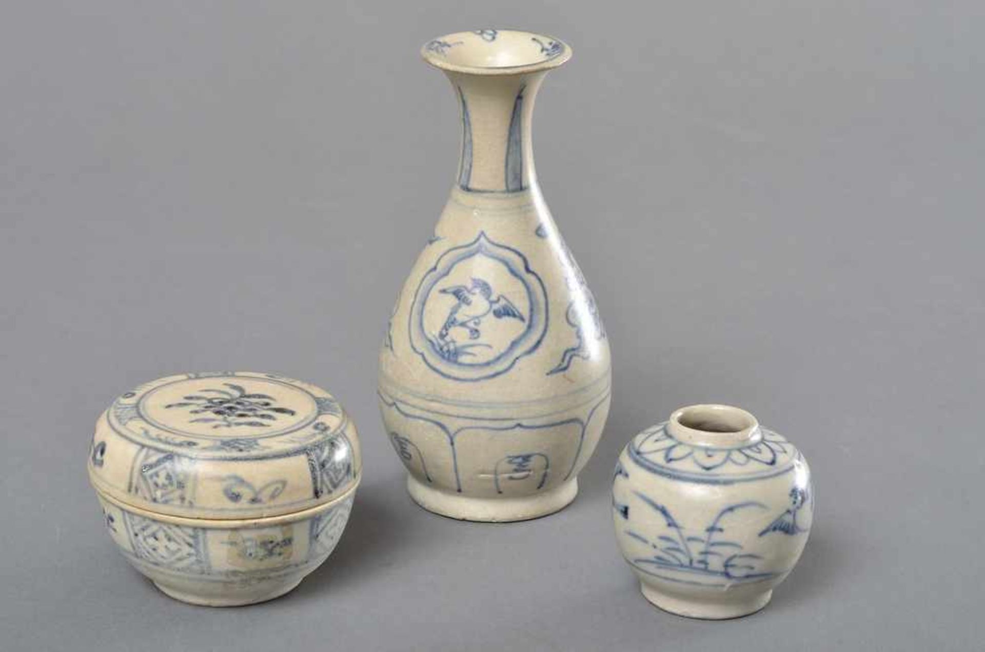 6 Teile: Vase in Unterglasurblau mit Vogelmotiv (13x6,5cm), Deckeldose (7x4,8cm) und Topf (5x4, - Bild 2 aus 4