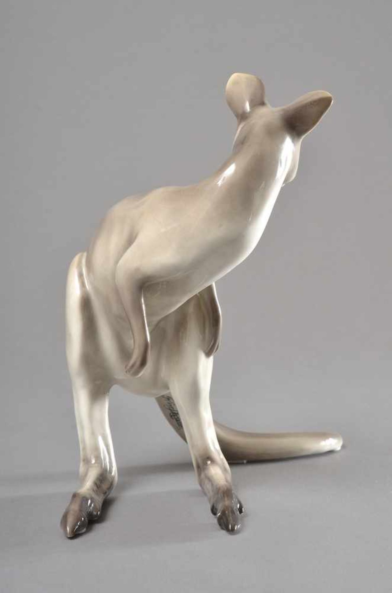 Rörstrand Figur "Känguru", Schweden um 1900/1920, H. 22cm, minimal best. - Image 4 of 4