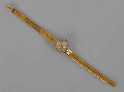 DAMENARMBANUHR Preziosa, Handaufzug, kleines Goldgehäuse 18ct, mit Diamantlunette, hellem