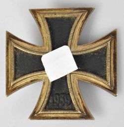 ORDEN DEUTSCHES REICH Kriegsorden des Eisernen Kreuzes (1939), Eisernes Kreuz I. Klasse, Anfertigung