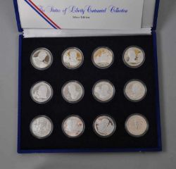 MEDAILLEN USA Komplette Sammlung von 12 Erinnerungs-Medaillen zur 100-Jahrfeier der
