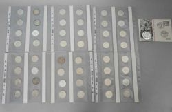 MÜNZEN BRD Sammlung von ca. 49 Stück 10 DM Gedenk-münzen, Silber, jeweils vz. Dazu ein Numis-Brief