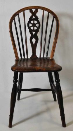 STUHL Yewwood Windsor Chair, Windsor Stuhl mit durchbrochener, gebogter Rückenlehne, diese mit