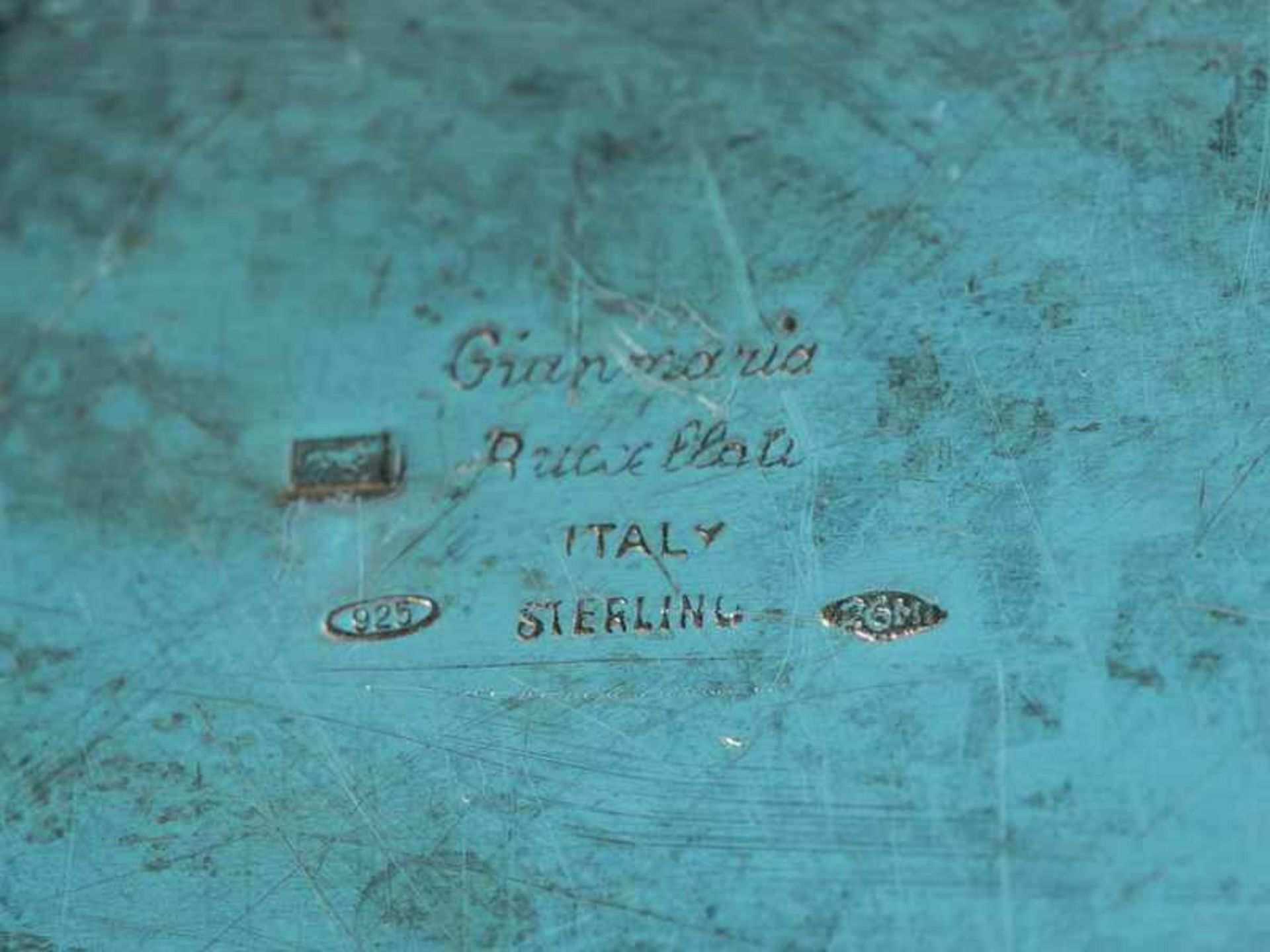 Großer Sektkühler, Buccelati, Mailand, Italien, 20. Jh. 925/-Silber, ca. 2055 g. Ovale Form mit - Bild 6 aus 6