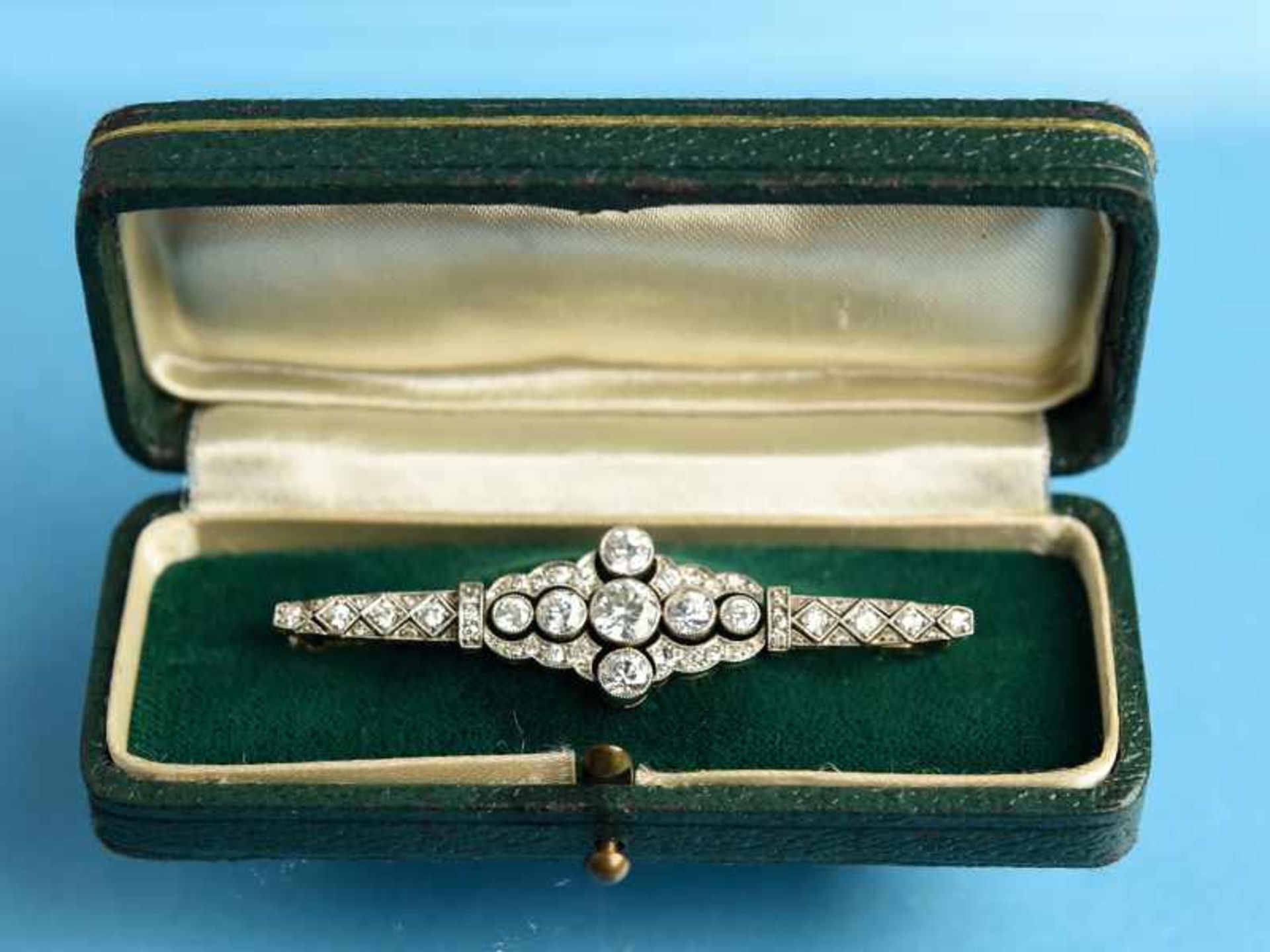 Stabnadel mit Altschliff-Diamanten, zusammen ca. 2,15 ct, Art Deco 585/- Gelb- und Weißgold.