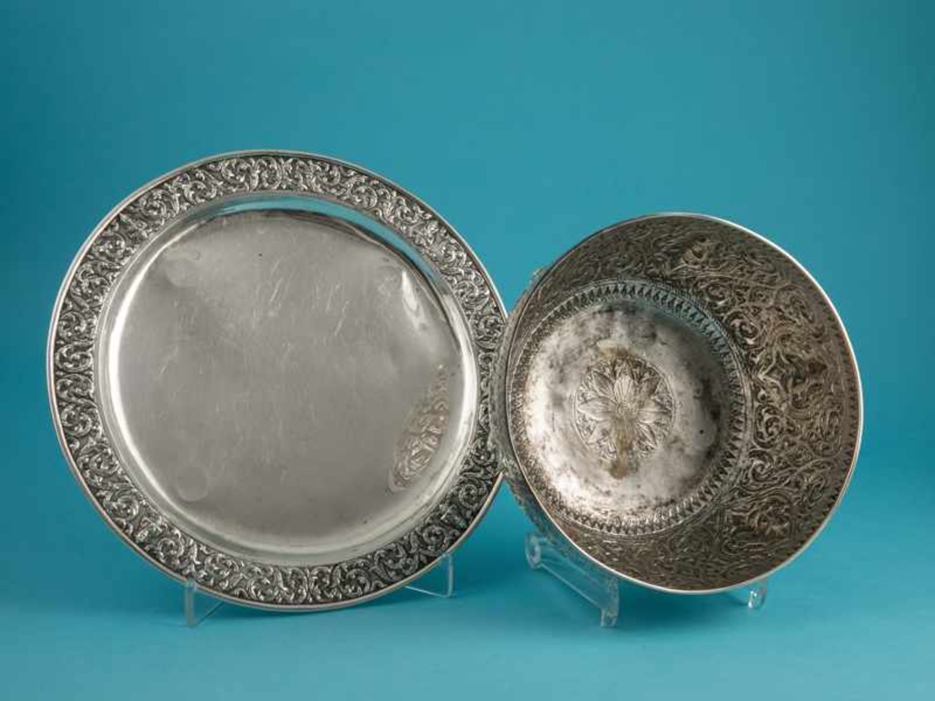 Tablett und Schale, Thailand, 20. Jh. Sterling-Silber (Tablett, ca. 479 g) und versilbert ( - Bild 5 aus 7