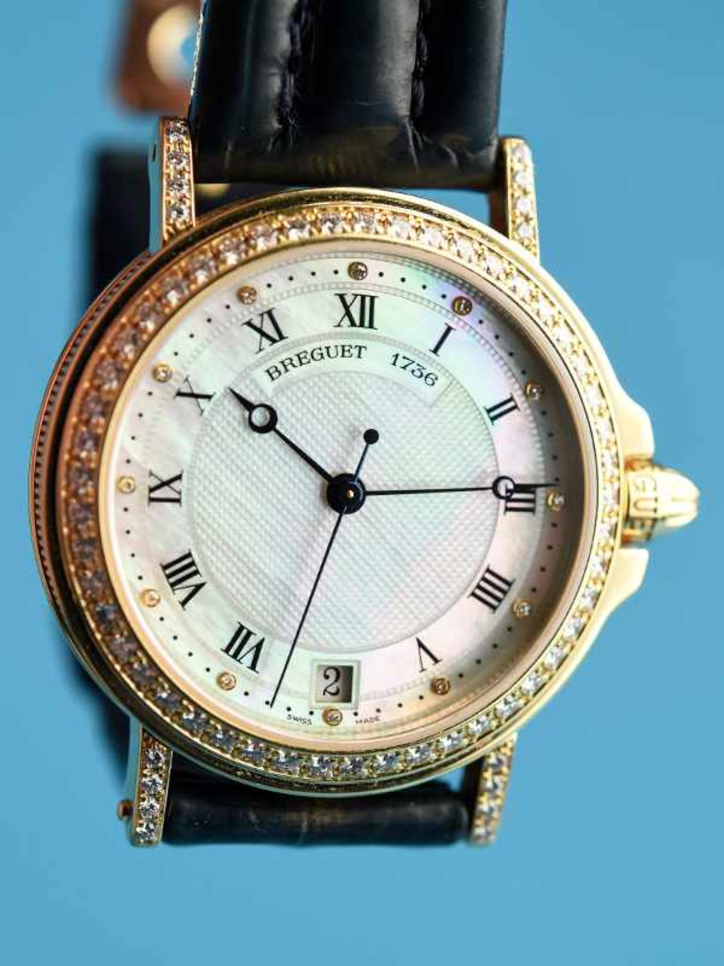 Armbanduhr mit 65 Brillanten, zusammen ca. 0,72 ct, bezeichnet "BREGUET 1736 - Modell MARINA, 20. - Image 7 of 8