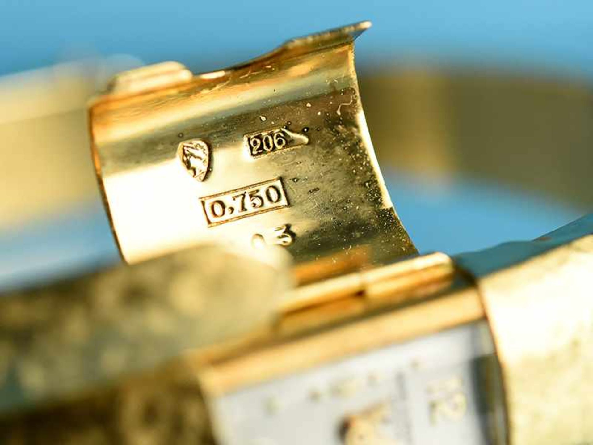 Damenspangenuhr, bezeichnet Baume & Mercier, Genève, 60- Jahre 750/- Gelbgold. Gesamtgewicht ca. - Bild 4 aus 5