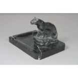 Schreibtischgarnitur, Bronzepanther auf Marmorbasis, 16 x 12 x 11,3 cm, guter Zustand mit Kratzern