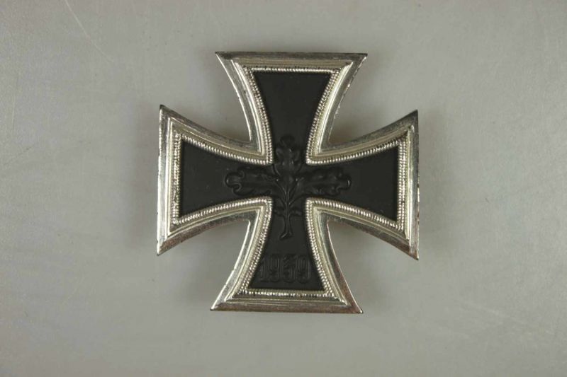 Eisernes Kreuz 1. Klasse, Abzeichen 3. Reich mit Verleihungsurkunde, ausgestellt an den - Image 2 of 3