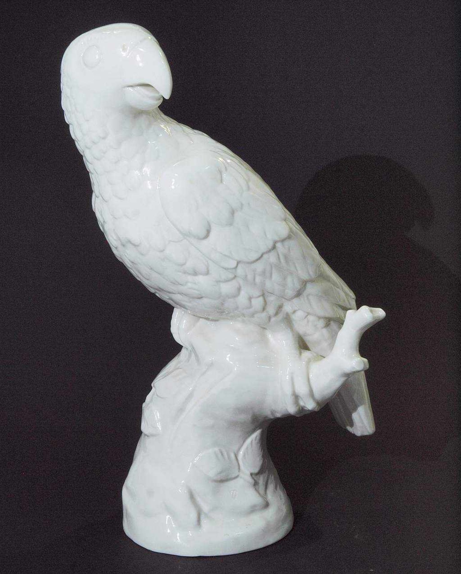Papagei auf Natursockel. Papagei auf Natursockel. NYMPHENBURG Marke 1997. Modell Nr. 180. - Image 2 of 5