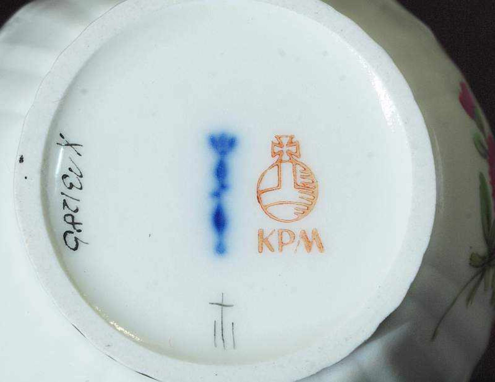 KPM Mocca-Service. KPM Mocca-Service. 1. Hl. 20. Jahrhundert. Farbige Blumenbemalung, gold - Bild 6 aus 6