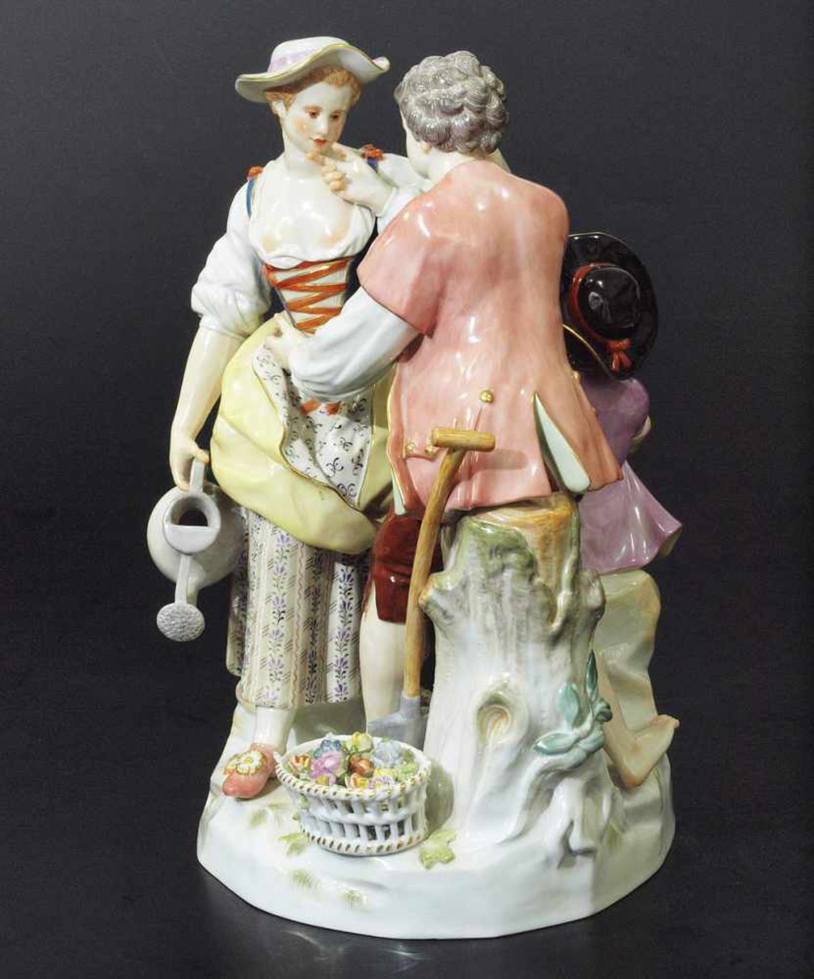 Figurengruppe. Figurengruppe. MEISSEN 20. Jahrhundert, 1. Wahl. Modell von Michel Victor Acier. - Bild 3 aus 7