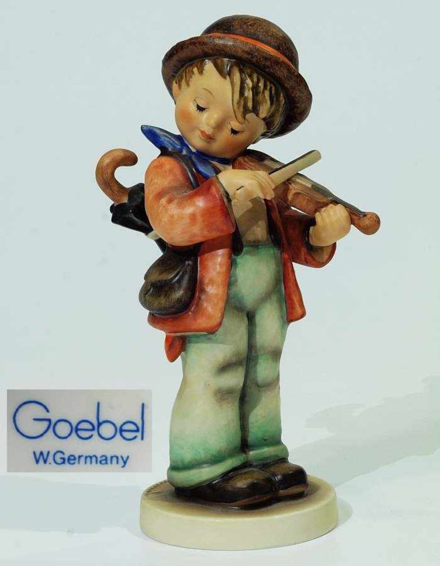 Hummelfigur "Geigerlein". Hummelfigur "Geigerlein". Modell-Nummer 2/1, um 1938-42. Keramik, farbig