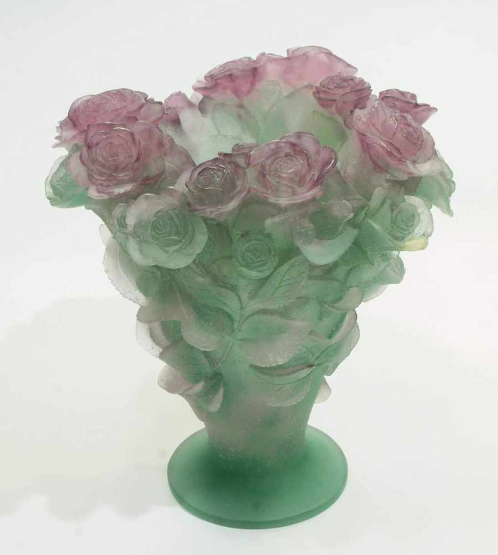 DAUM Pate-de-Verre "Roses" Vase. France. DAUM Pate-de-Verre "Roses" Vase. France. 20. Jahrhundert. - Bild 3 aus 6