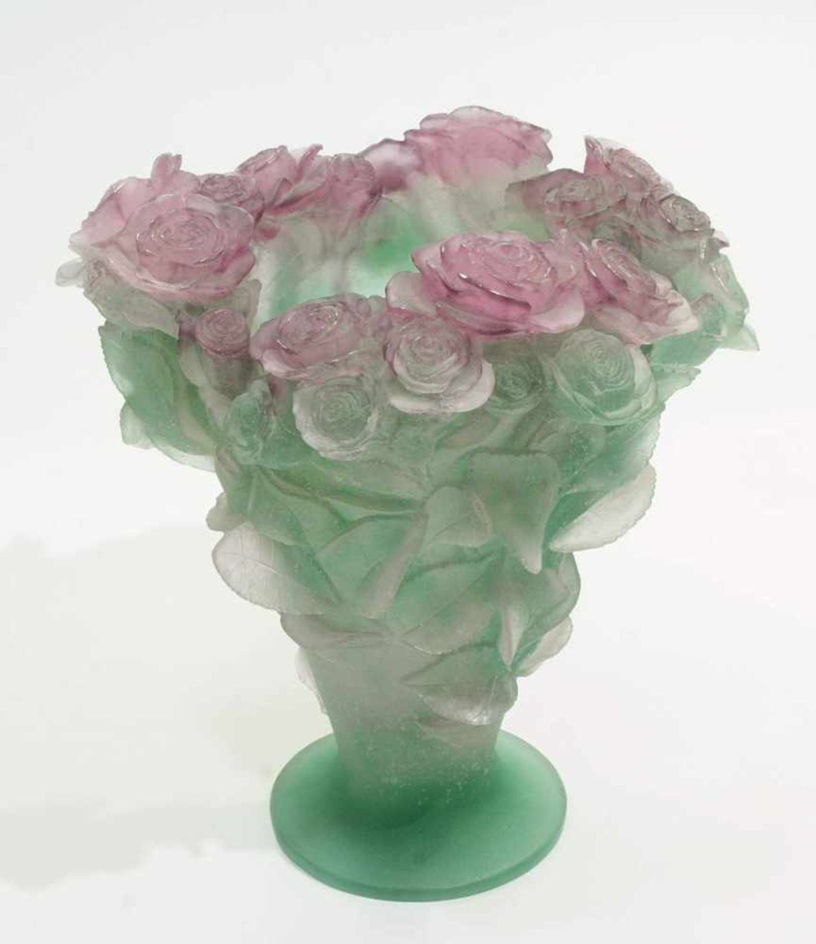 DAUM Pate-de-Verre "Roses" Vase. France. DAUM Pate-de-Verre "Roses" Vase. France. 20. Jahrhundert. - Image 2 of 6