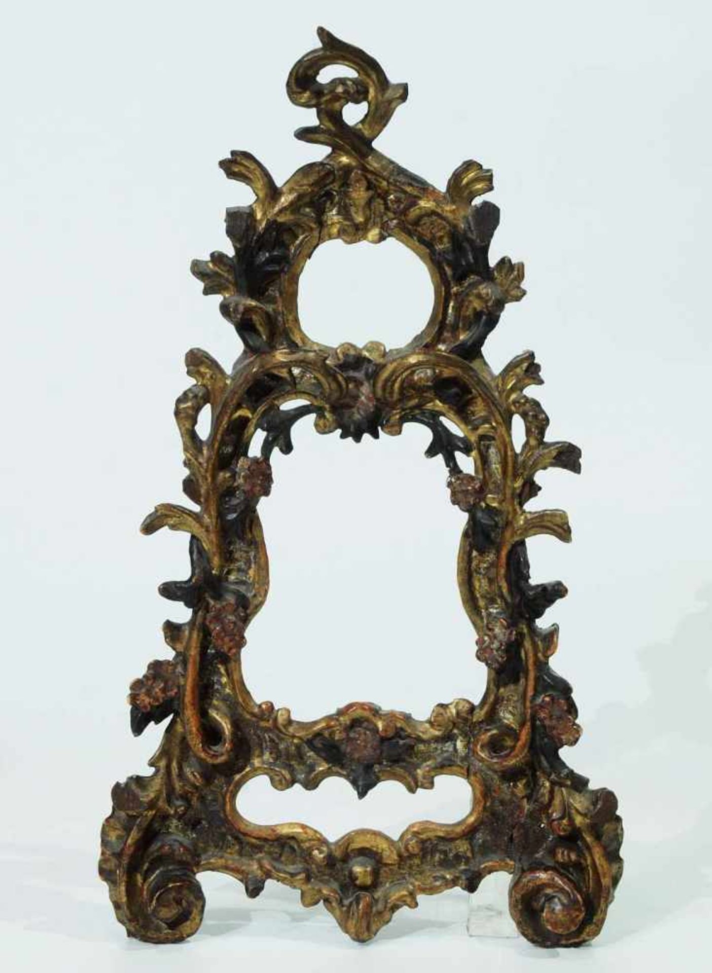 Rokokorahmen. Rokokorahmen, 17. /18.Jahrhundert. Vermutlich Zirbelholz, farbig gefaßt, sehr feine - Bild 2 aus 4
