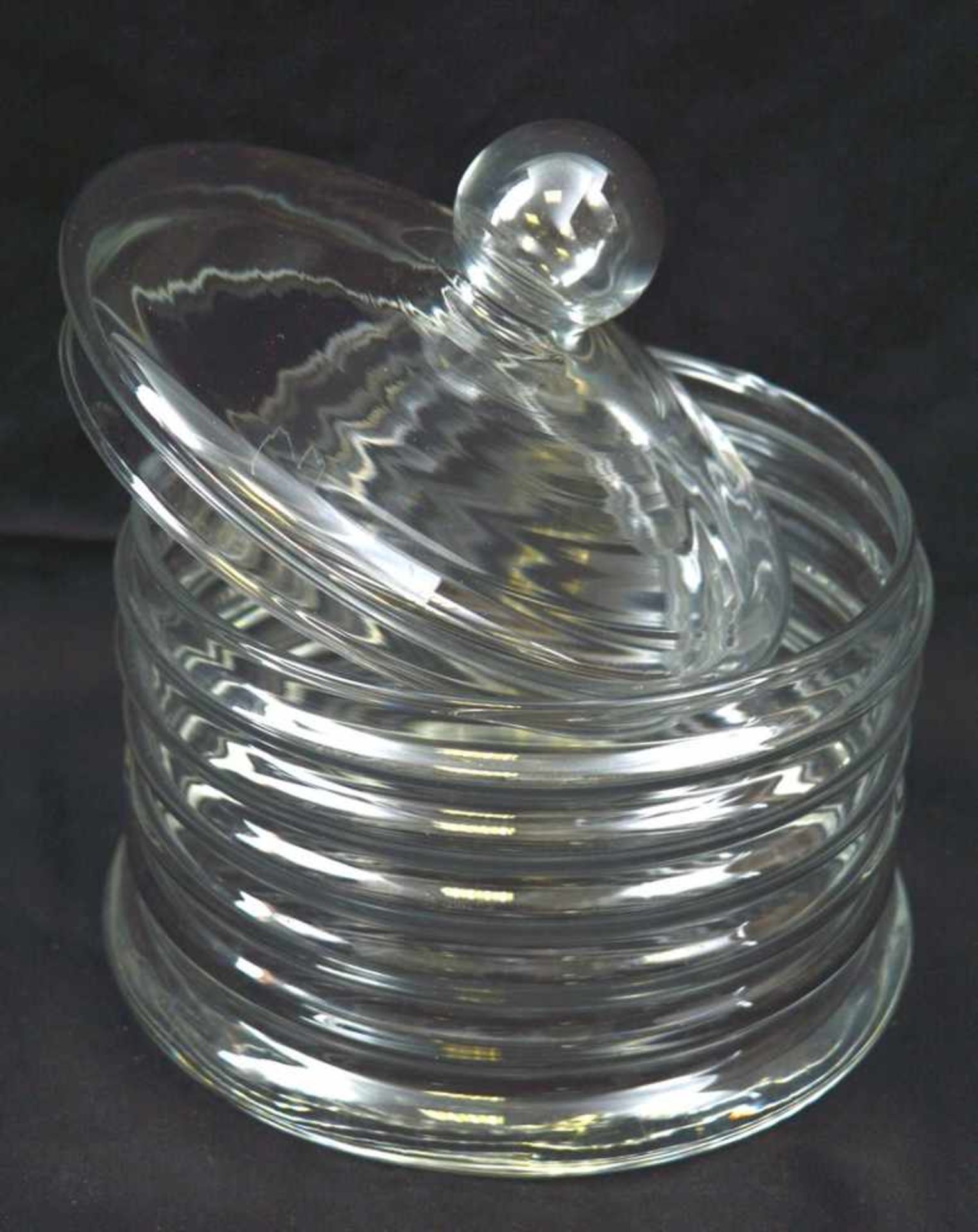 Deckeldose farbl. Glas, rund, H 17 cm, Dm 15 cm